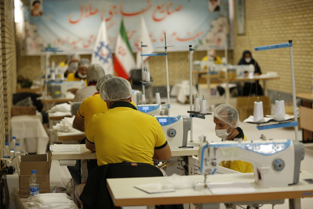 خط تولید ماسک شرکت صنایع نساجی هلال ایران/گزارش تصویری